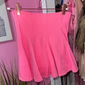 Fashion Nova XS Barbie pink mini skirt. Never worn! 💖💖